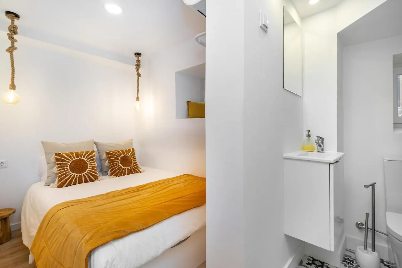 Апартаменты Whome Alfama 1-Bed W/Ac Great Location To Explore Лиссабон Португалия