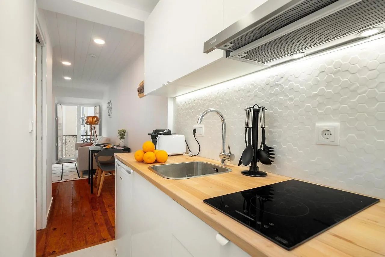 Whome Alfama 1-Bed W/Ac Great Location To Explore Лиссабон