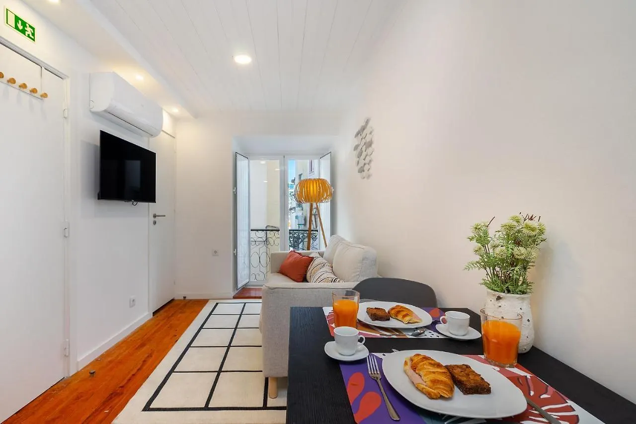 Whome Alfama 1-Bed W/Ac Great Location To Explore リスボン 0*,  ポルトガル
